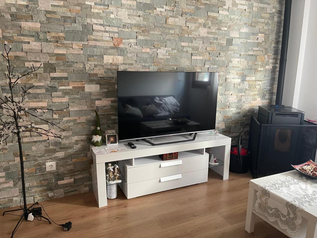 Apartameto Verena Deluxe جوارديولا دي بيرغا المظهر الخارجي الصورة